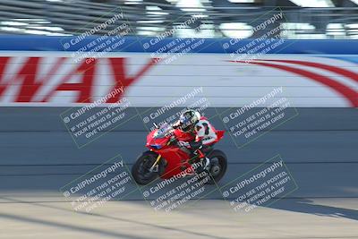 media/Nov-26-2022-Fastrack Riders (Sat) [[b001e85eef]]/Level 2/Session 1 Front Straight/